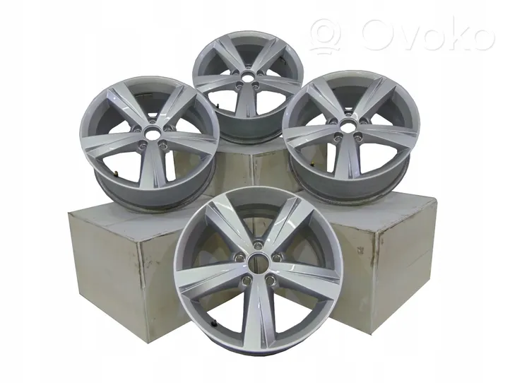 Volkswagen Beetle A5 R17 alloy rim 5C0601025AL