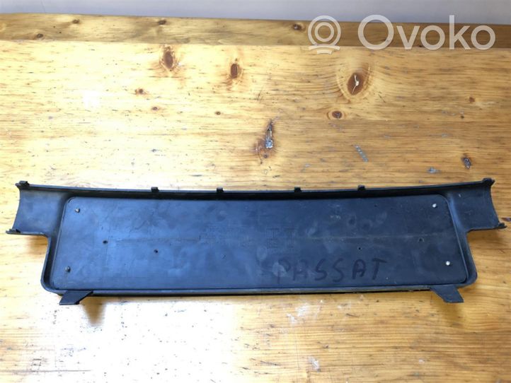 Volkswagen PASSAT B5 Number plate surrounds holder frame 