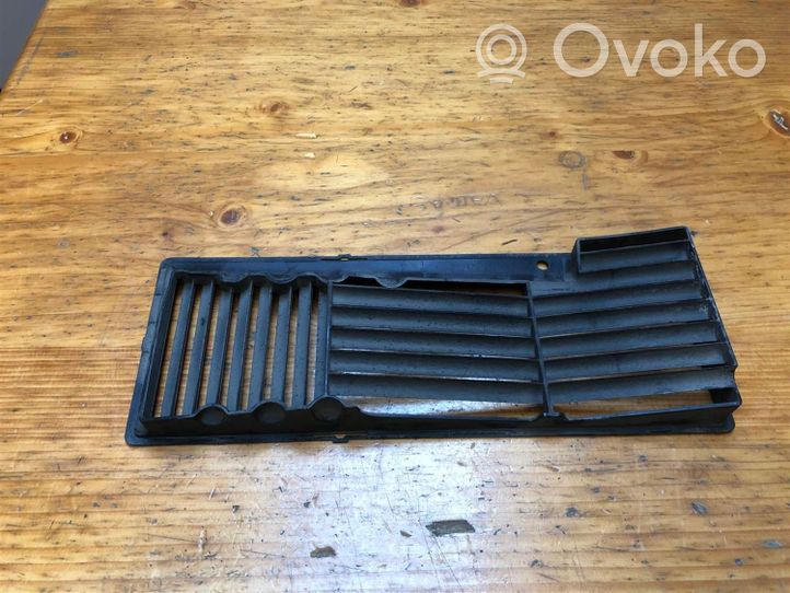 Volkswagen Touran I Air filter box cover 