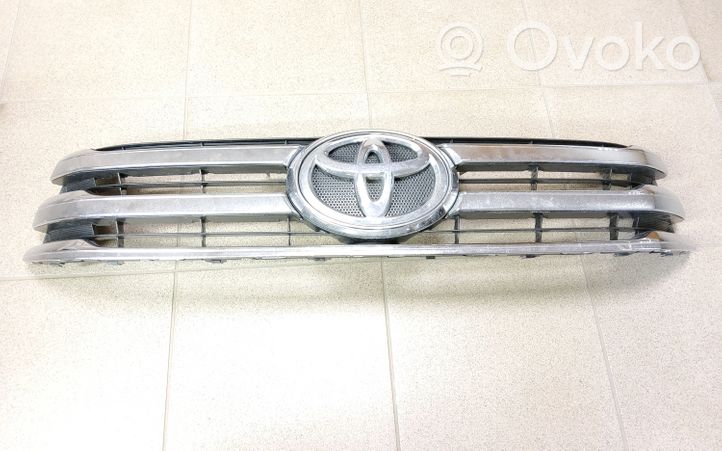 Toyota Hilux (AN120, AN130) Front bumper upper radiator grill 531000KB30