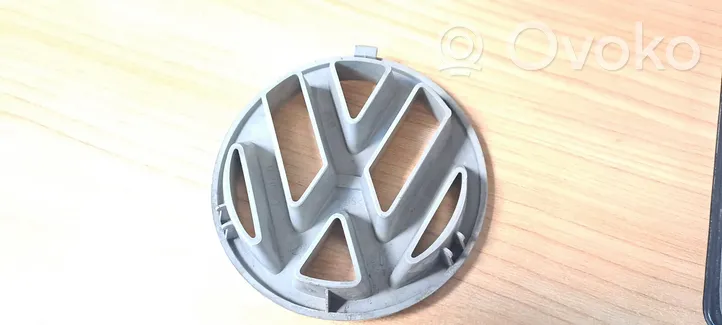 Volkswagen Sharan Mostrina con logo/emblema della casa automobilistica 7M0853601L