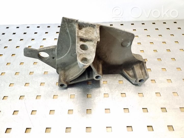 Nissan Note (E11) Support, suspension du moteur 