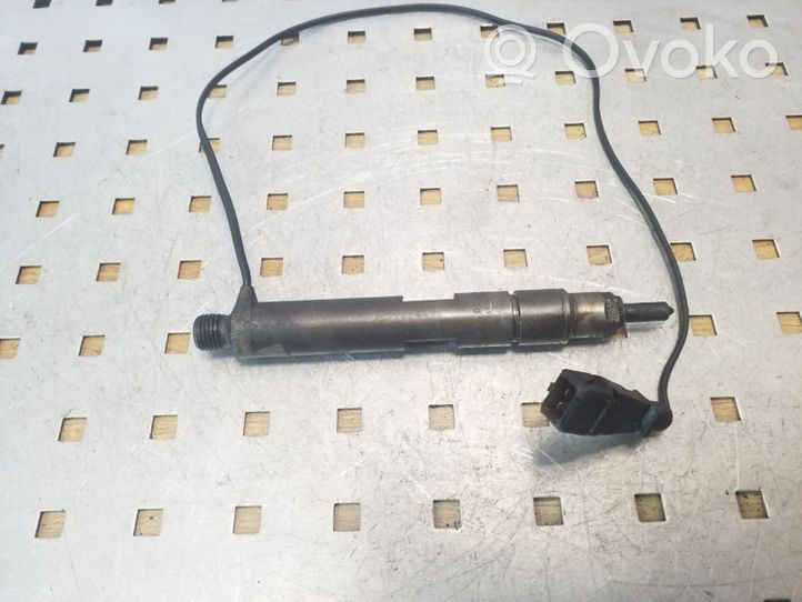 Volkswagen II LT Injecteur de carburant 074130204D