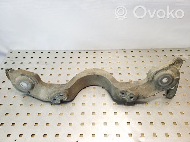 BMW 3 E46 Rear differential/diff mount bracket 1095990