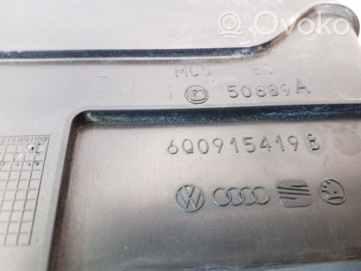 Seat Cordoba (6L) Vassoio scatola della batteria 6Q0915419B