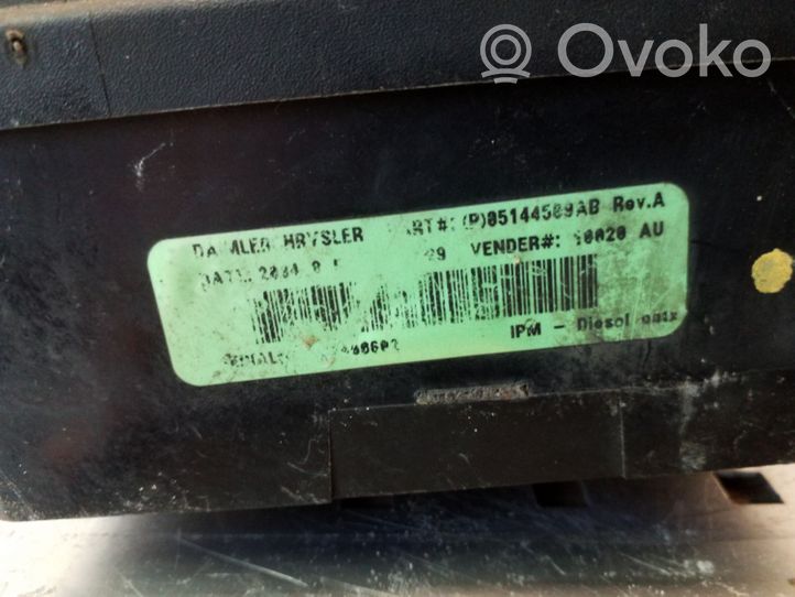 Chrysler Grand Voyager IV Module de fusibles 05144509AB