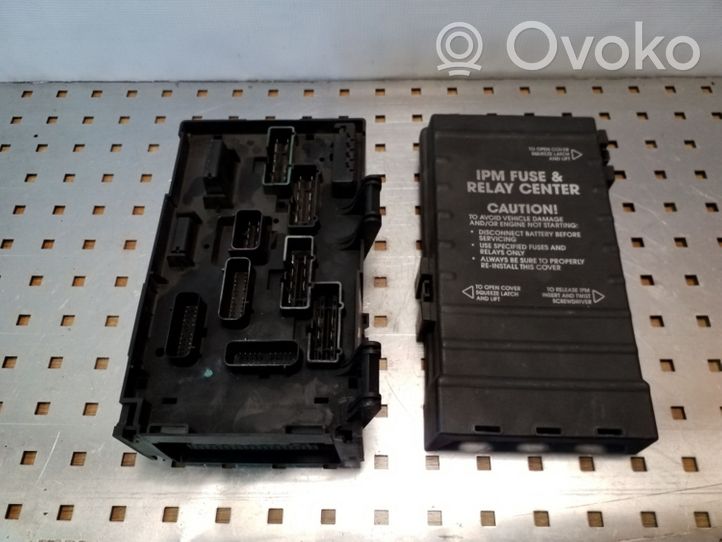 Chrysler Grand Voyager IV Module de fusibles 05144509AE