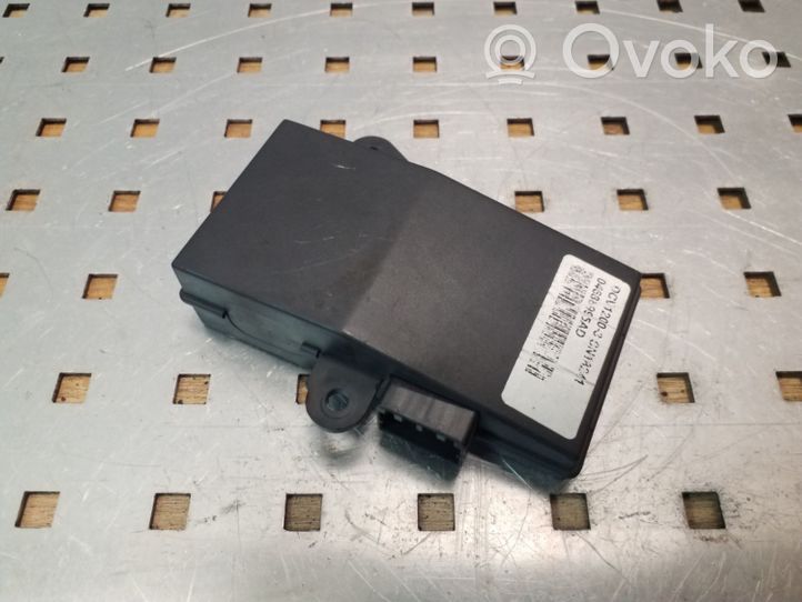 Chrysler Grand Voyager IV Boîtier module alarme 04686995AD