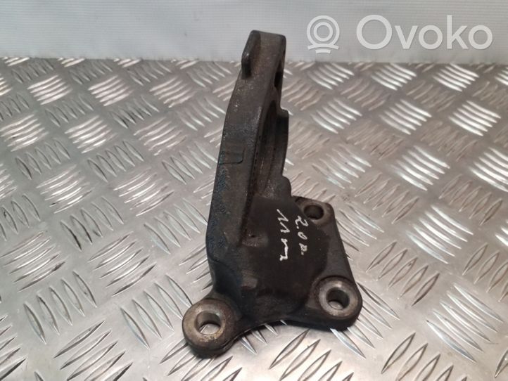 Opel Vivaro Wspornik / Mocowanie łożyska podpory wału napędowego 8200452283A