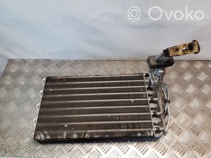 Mercedes-Benz Vito Viano W638 Gaisa kondicioniera radiators (salonā) 