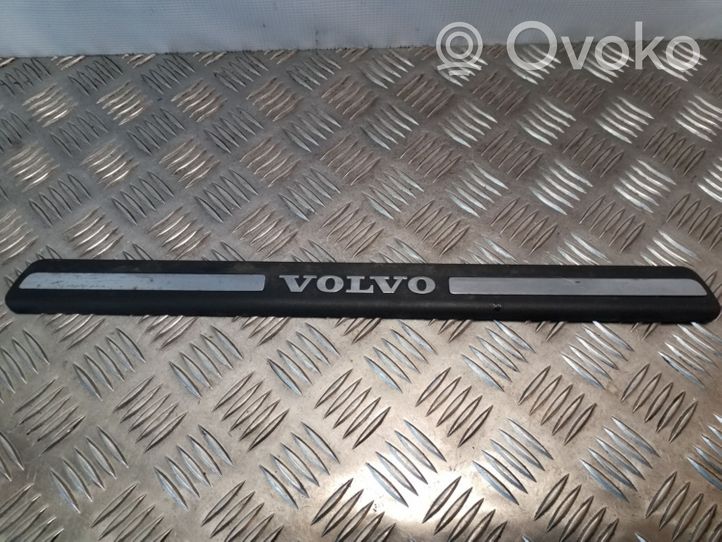 Volvo S60 Garniture de marche-pieds arrière 09178405