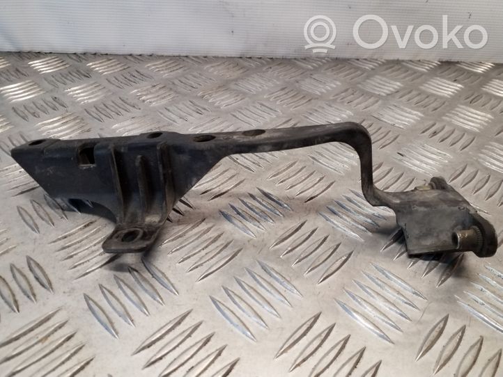 Volkswagen Touareg I Support phare frontale 7L0805733