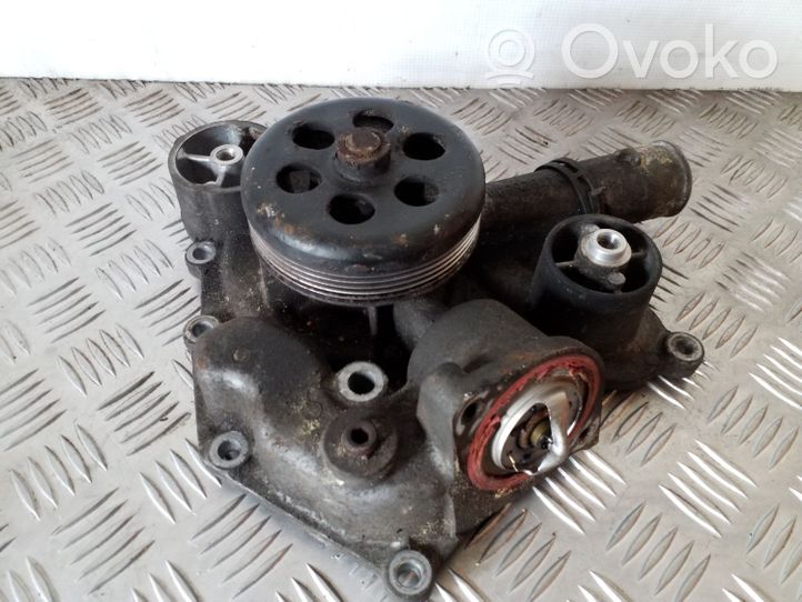 Jeep Grand Cherokee (WK) Pompe de circulation d'eau 04792838AA