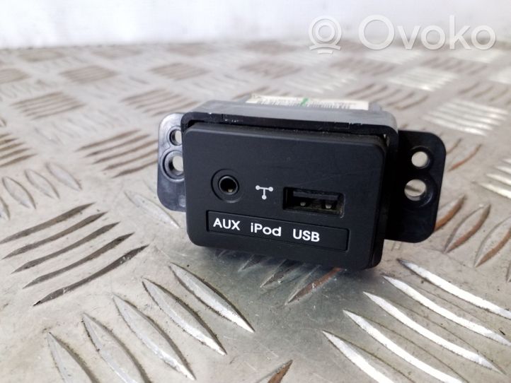 KIA Sorento Câble adaptateur AUX 961202P000