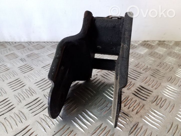 Opel Antara Gearbox mounting bracket 