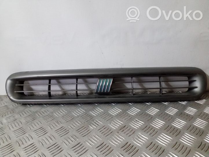 Fiat Ulysse Grille calandre supérieure de pare-chocs avant 1483567077