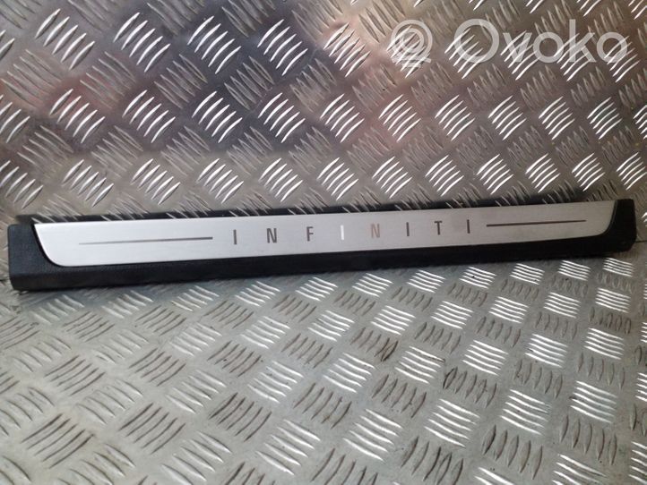 Infiniti FX Etuoven kynnyksen suojalista 76894CG000