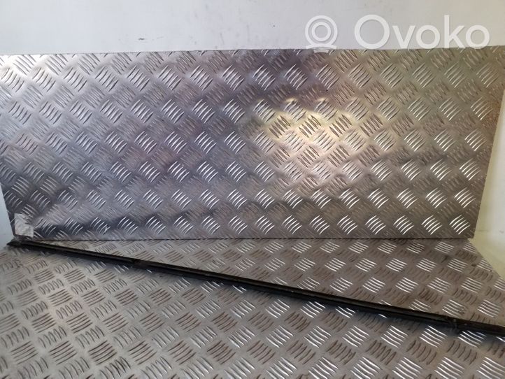 BMW 1 F20 F21 Rivestimento modanatura del vetro della portiera posteriore 