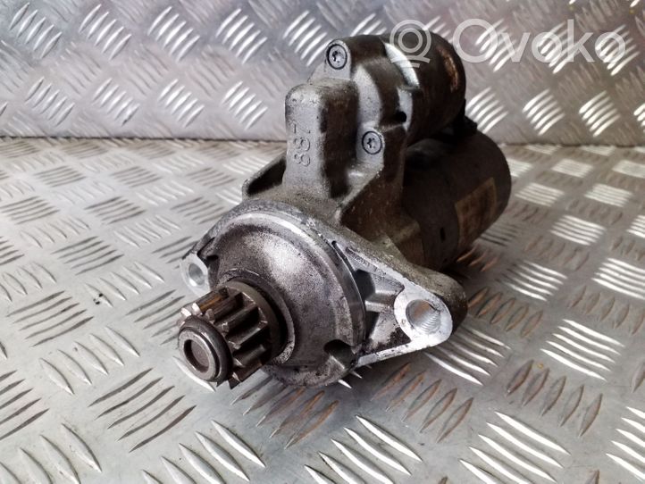 Volkswagen Sharan Starter motor 02E911024C