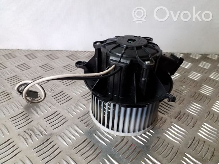 Opel Astra J Heater fan/blower U7254002