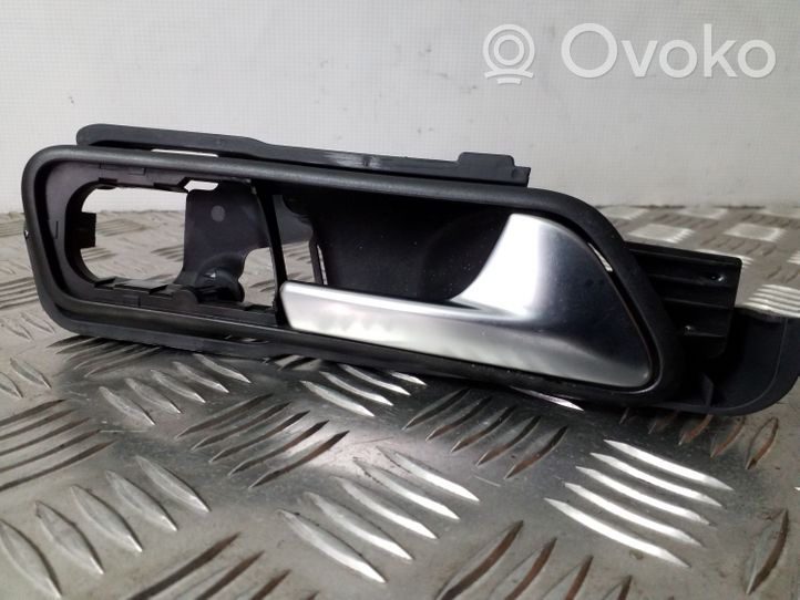 Volkswagen Touran II Front door interior handle 