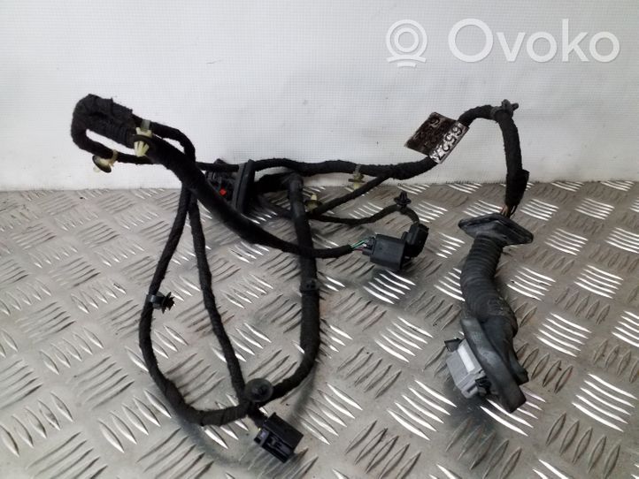 Opel Mokka Wiązka przewodów drzwi tylnych 95246527