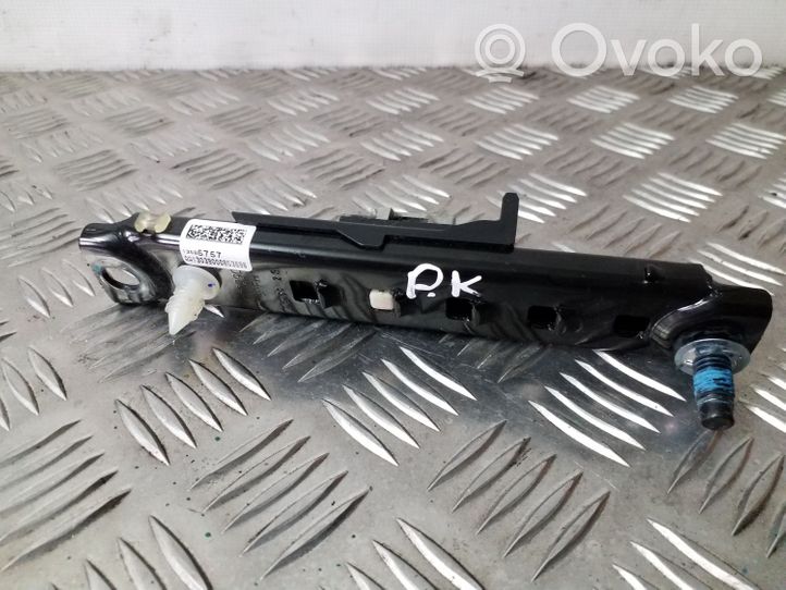 Opel Mokka Rail de réglage hauteur de ceinture de sécurité 13585757