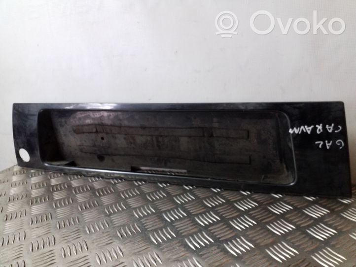 Audi A6 S6 C4 4A Apdaila galinio dangčio 4A5853465D