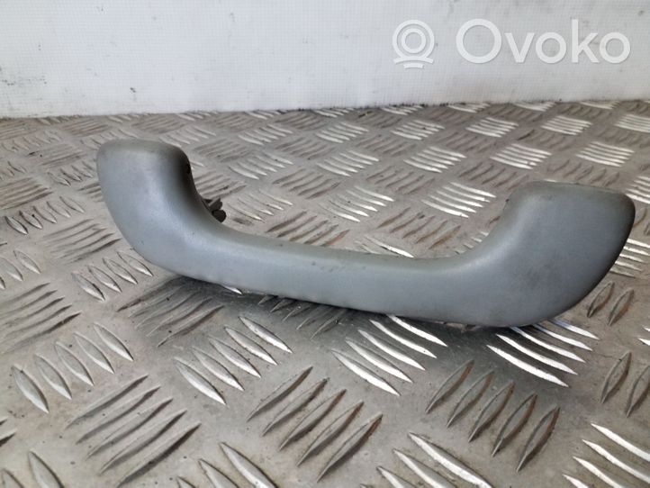 Opel Vivaro Poignée de maintien plafond avant 8200000099