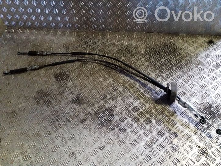 Opel Vivaro Gear shift cable linkage 