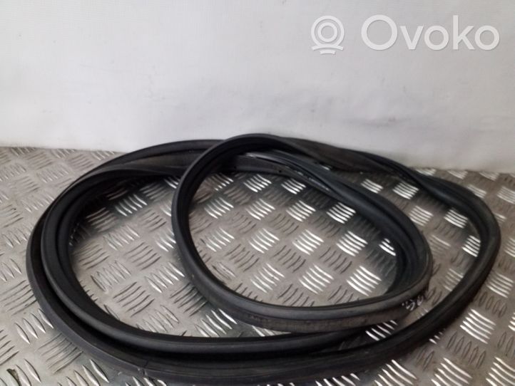 Ford Focus Trunk rubber seal (body) 