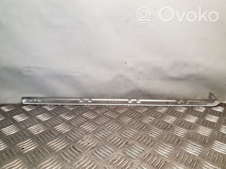 Audi A4 S4 B7 8E 8H Rivestimento vetro lato posteriore 8E9583346