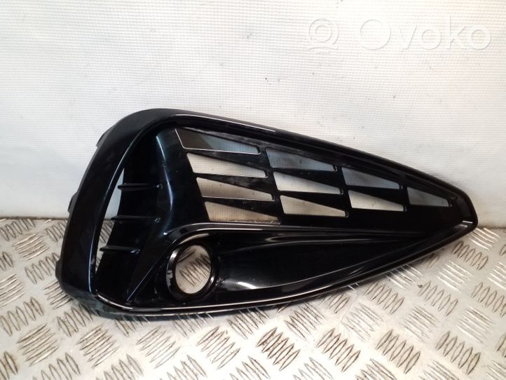 Hyundai i30 Moldura/rejilla de la luz antiniebla delantera 86564G4510