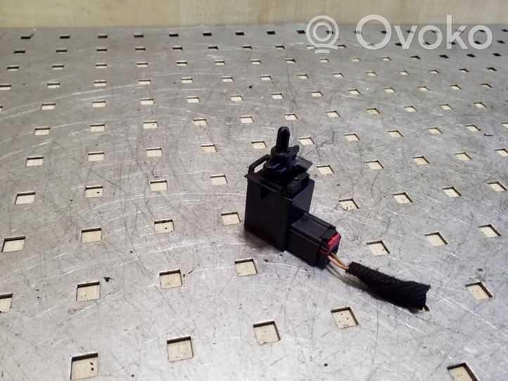 Chevrolet Captiva Brake pedal sensor switch 