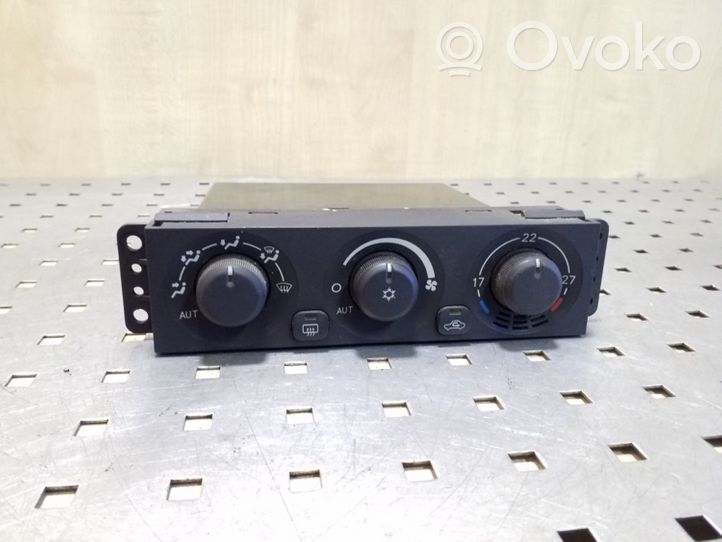 Mitsubishi Pajero Climate control unit MR500646