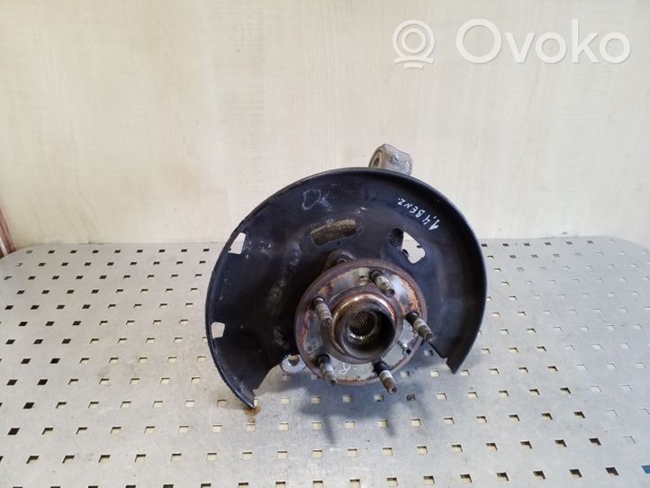 Opel Astra J Moyeu de roue avant 13583478