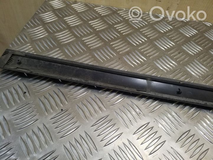 Volkswagen Caddy Other front door trim element 2K0853515E