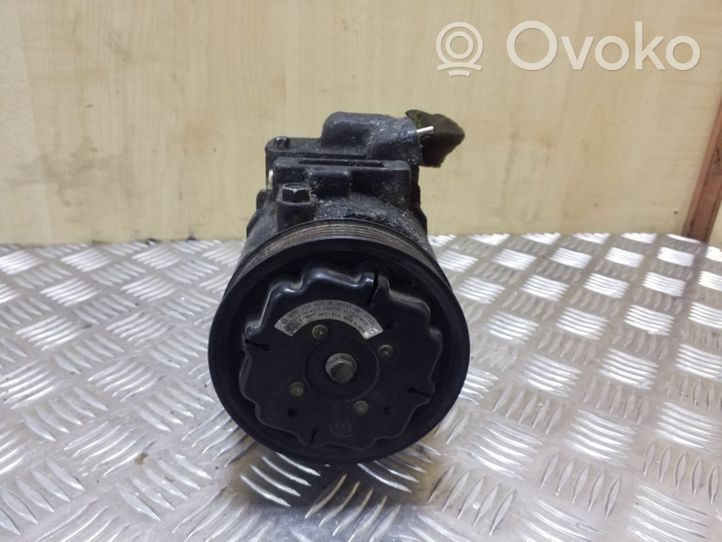 Audi A2 Compresor (bomba) del aire acondicionado (A/C)) 8Z0260805A