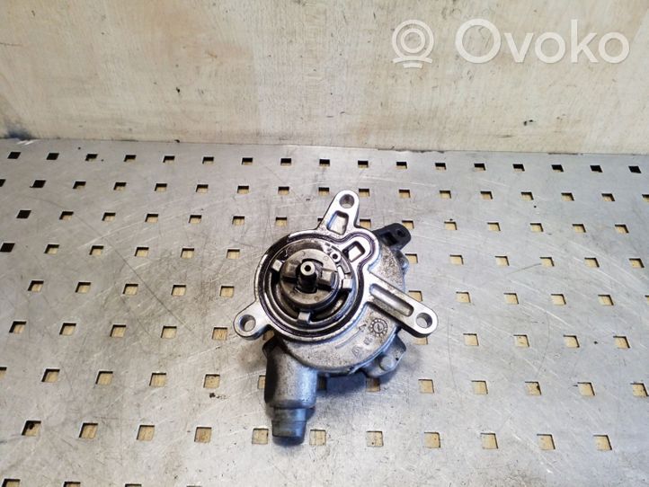 Volvo XC70 Pompe à vide 30731825