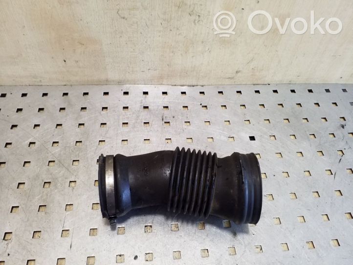 Volvo XC70 Tube d'admission d'air 30769233