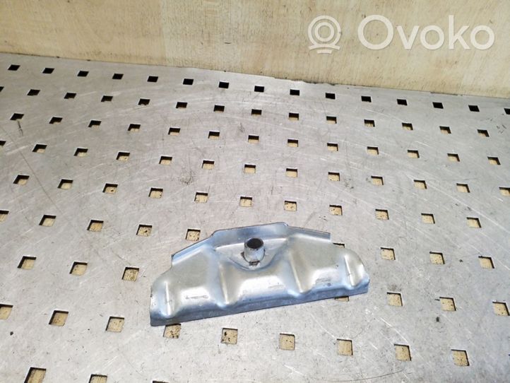 Volvo XC70 Battery bracket 