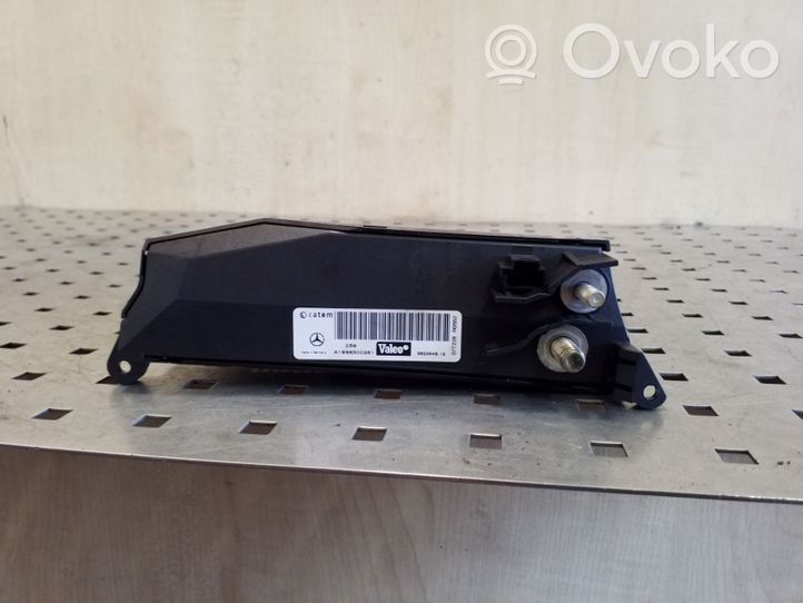 Mercedes-Benz A W169 Radiateur électrique de chauffage auxiliaire A1698300261