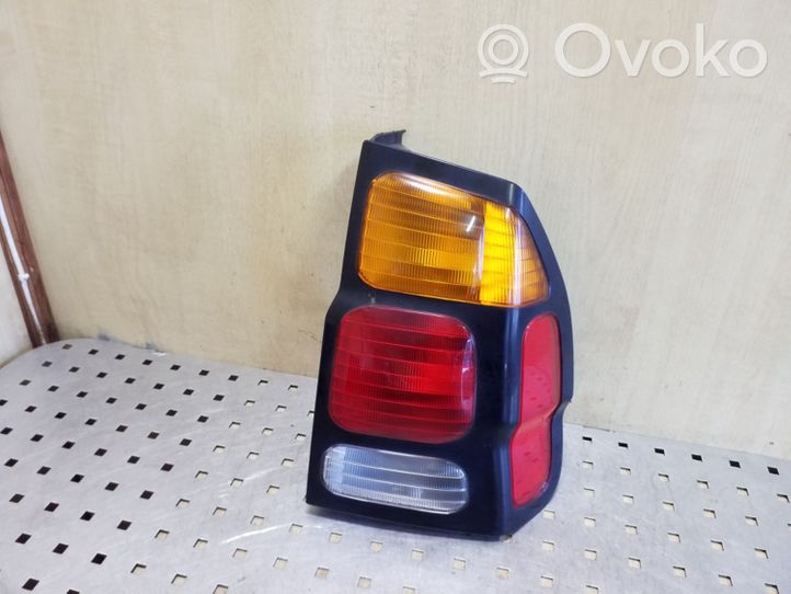 Mitsubishi Pajero Sport I Lampa tylna P0617R