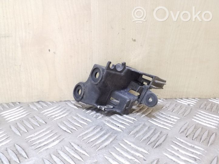 Audi A6 Allroad C5 Support de montage d'aile 4Z7853232