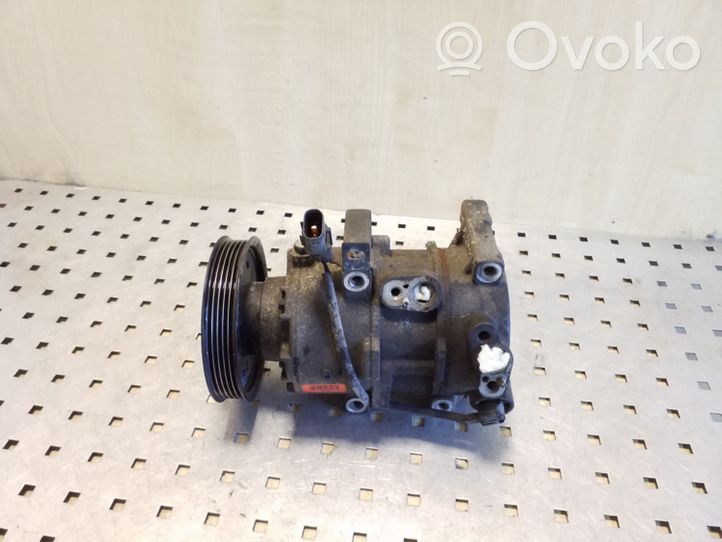 Hyundai i40 Ilmastointilaitteen kompressorin pumppu (A/C) DVE13