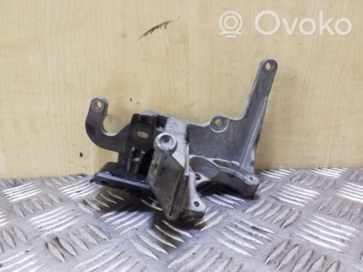 Ford Focus Support pompe injection à carburant AV6Q9B470BB