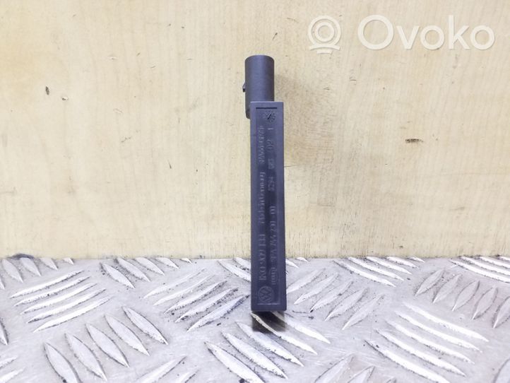 Volkswagen PASSAT CC Antenna comfort per interno 1K0909133