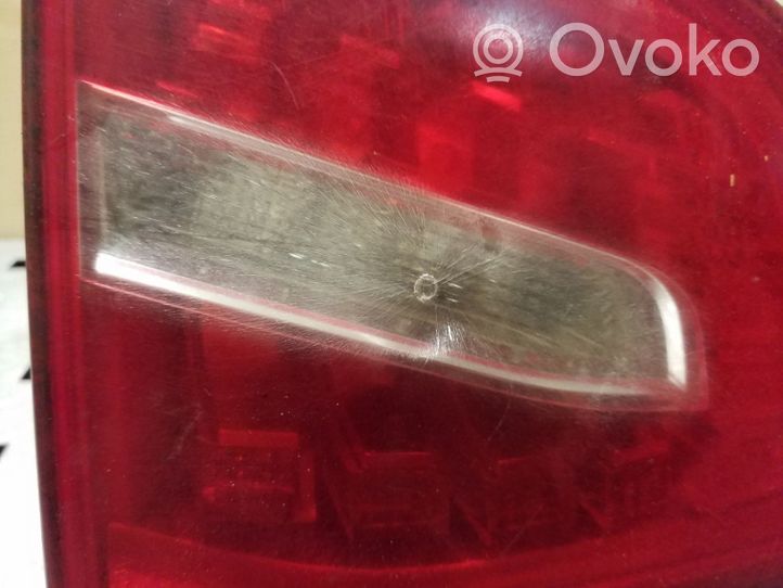 Audi A6 S6 C6 4F Lampy tylnej klapy bagażnika 