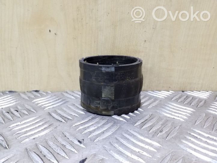 Volvo XC70 Intercooler hose/pipe 30677765