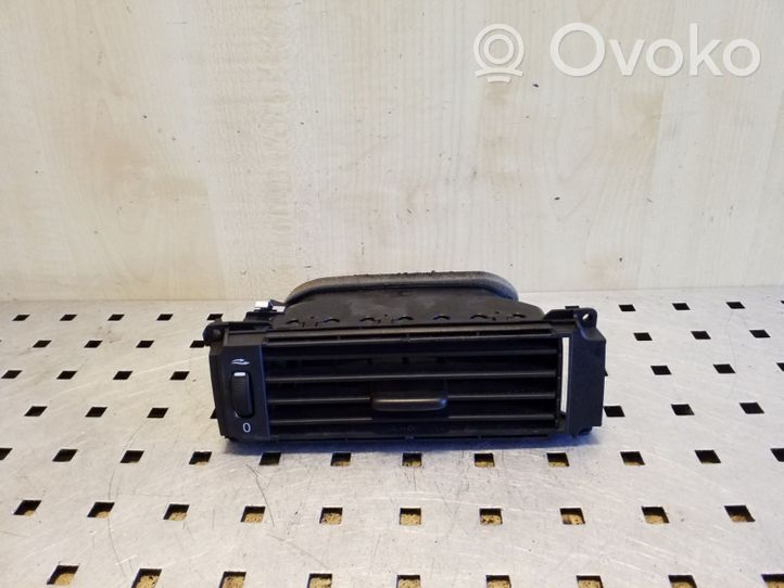 Volvo XC70 Dashboard side air vent grill/cover trim 30676293